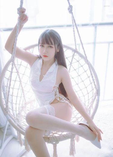 女人高潮喷水毛片