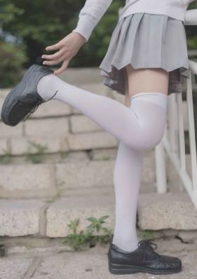 《女教师2hd》