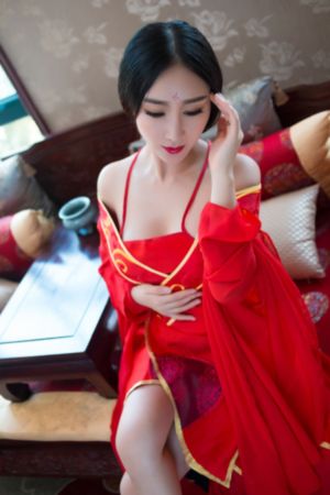 俄国三级肉体电影耐莉